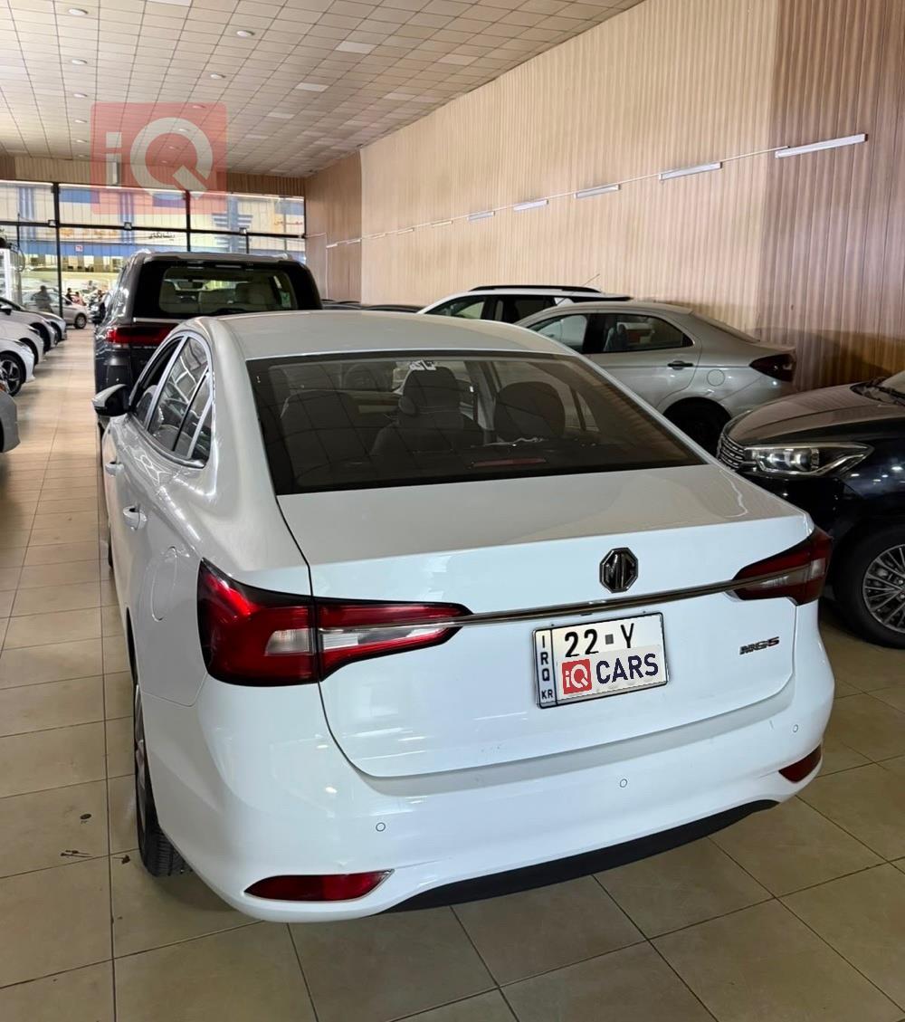 MG 5